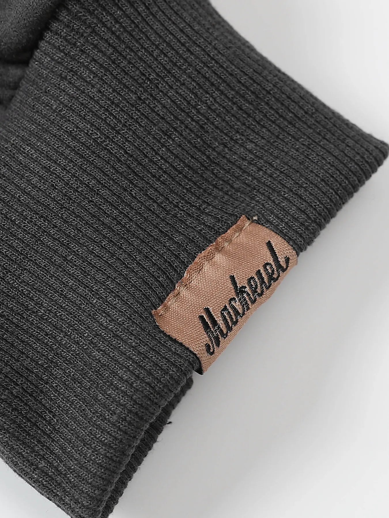 bbf4eb85430e4ce6a41f28d61188203f-Max-Origin