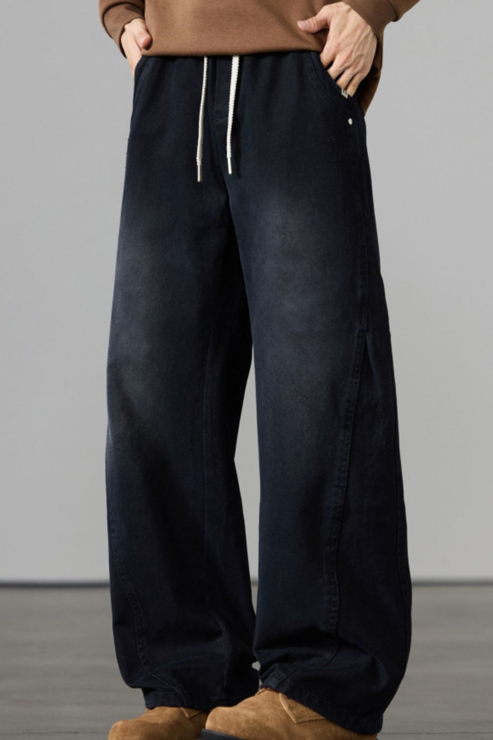 ed0cd3cb-46b9-46f1-b20c-ea61b7d438b5-Max